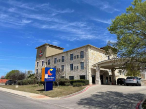 Отель Comfort Suites Sea World/ Lackland  Сан-Антонио